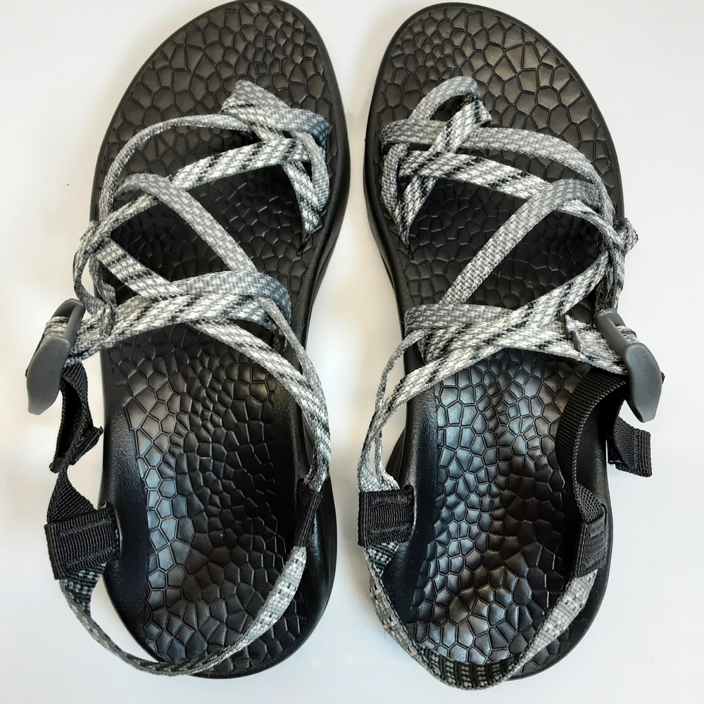 Chacos Black and Gray Textured Sandals Hiking Outdoor